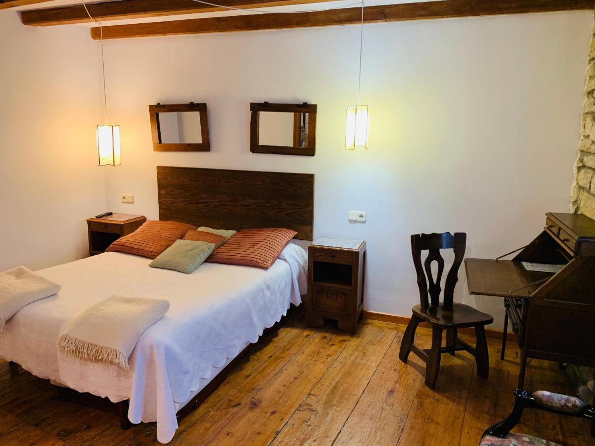 Argonz Etxea Hotel Urzainqui Eksteriør billede